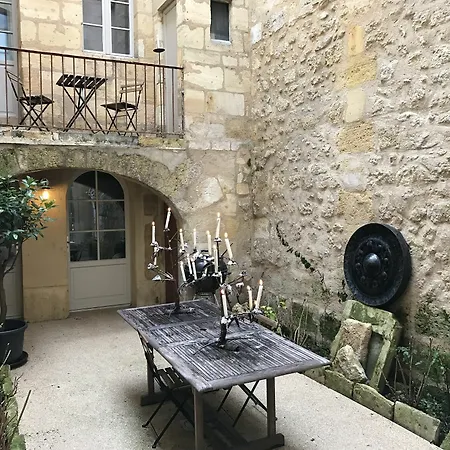 ゲストハウス House With