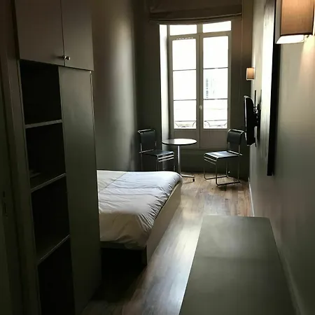 Love House With Spa Гостевой дом Бордо